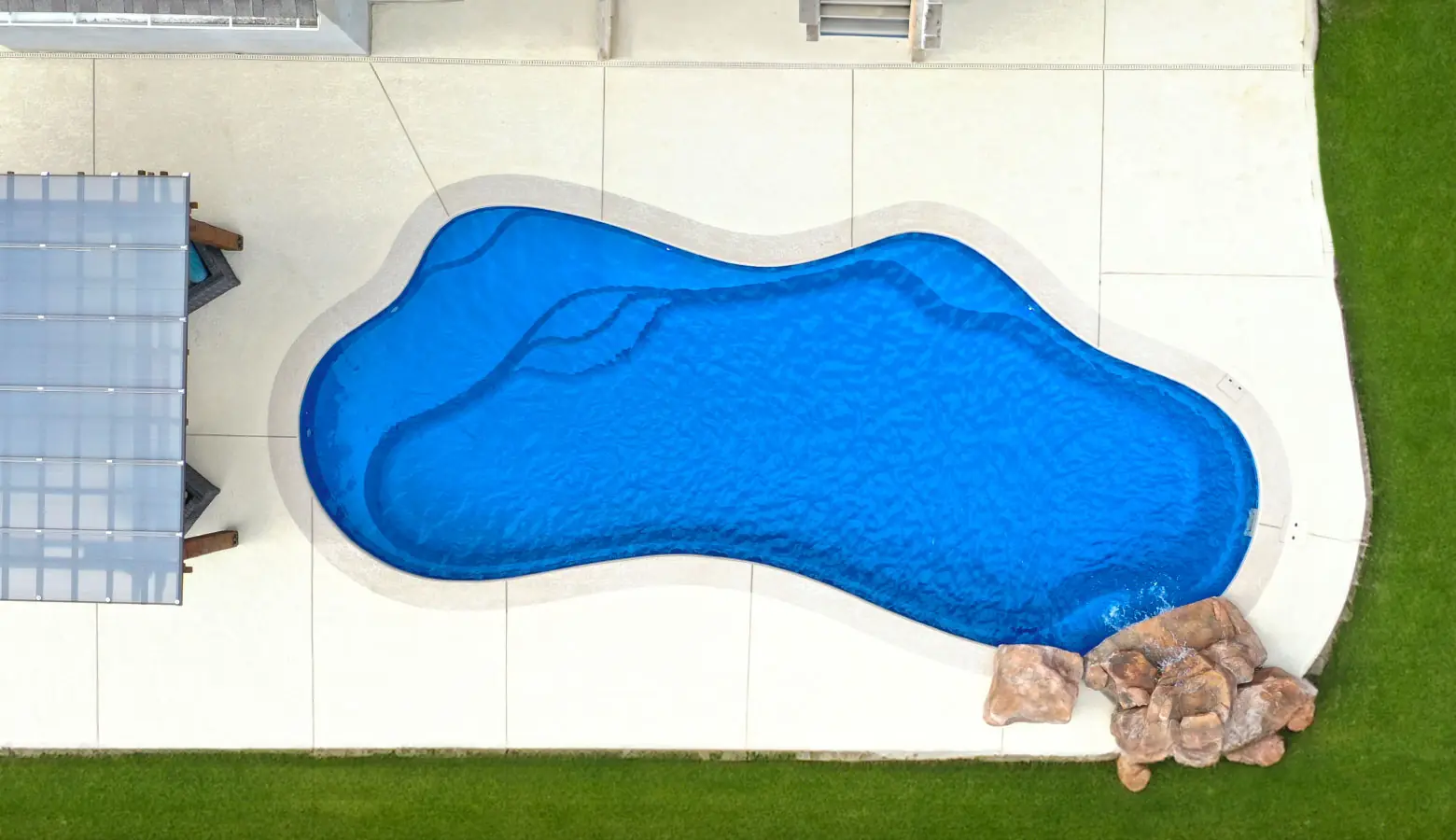 Vinyl Ester Resin: The Secret Behind Stunning Fiberglass Pools