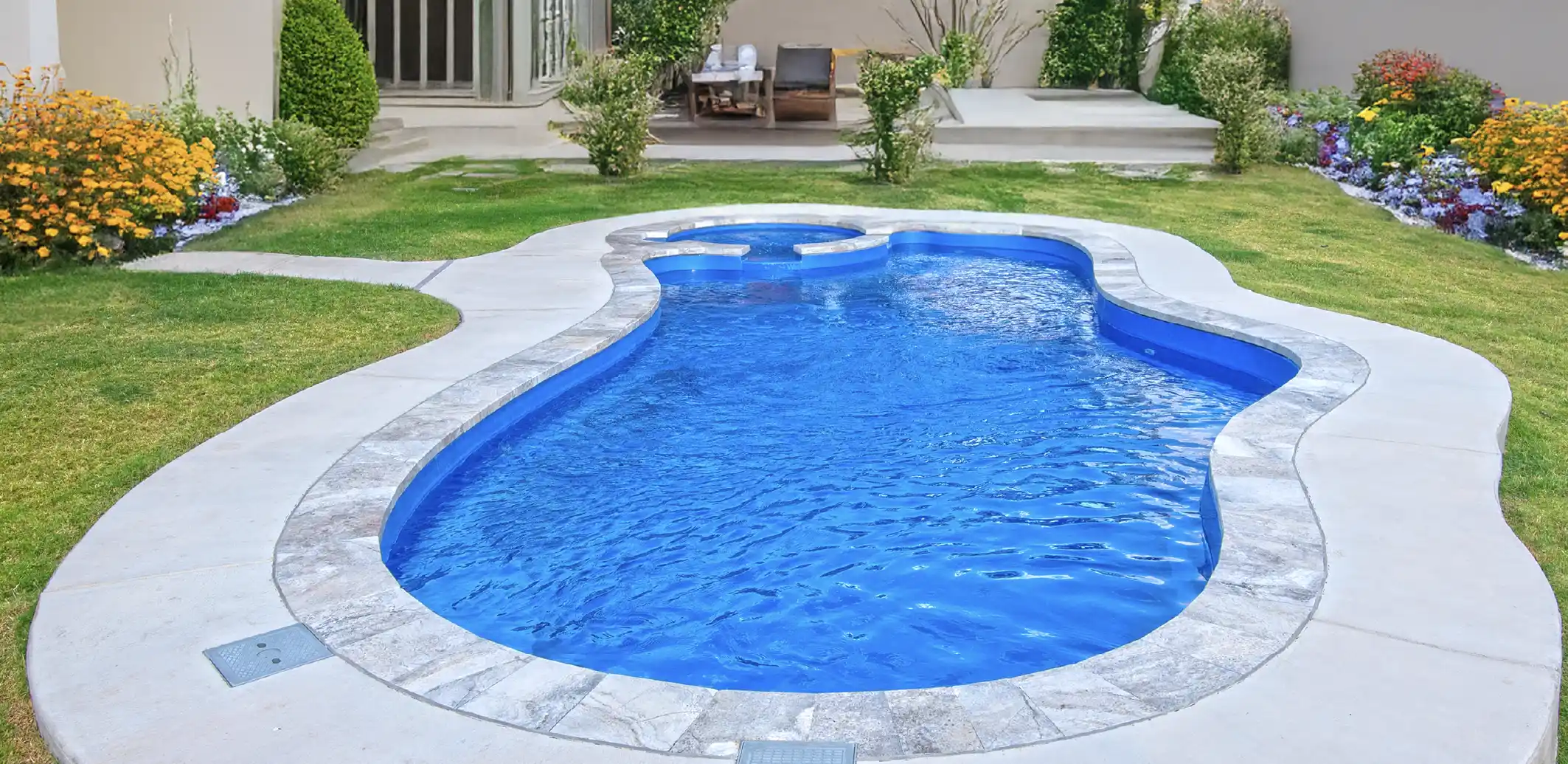 Key features of the Serene backyard pool