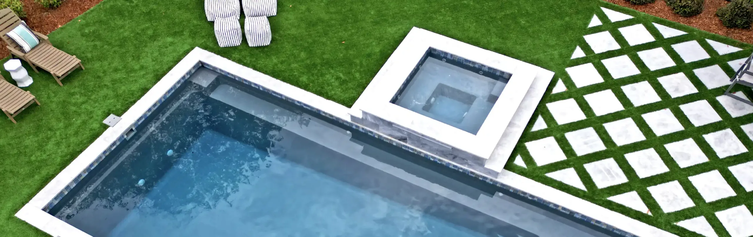 Signature Spas Signature Spas from Blue Line Pools